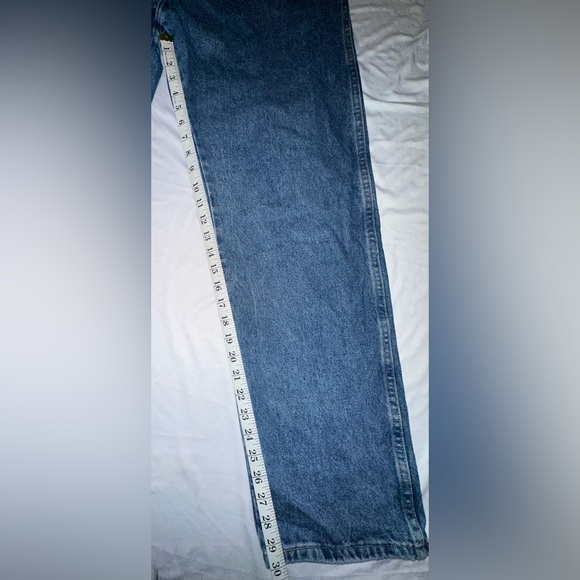 Wrangler Authentic Relaxed Fit Dark Wash Jean Men’s Size 38x32 - Picture 4 of 9